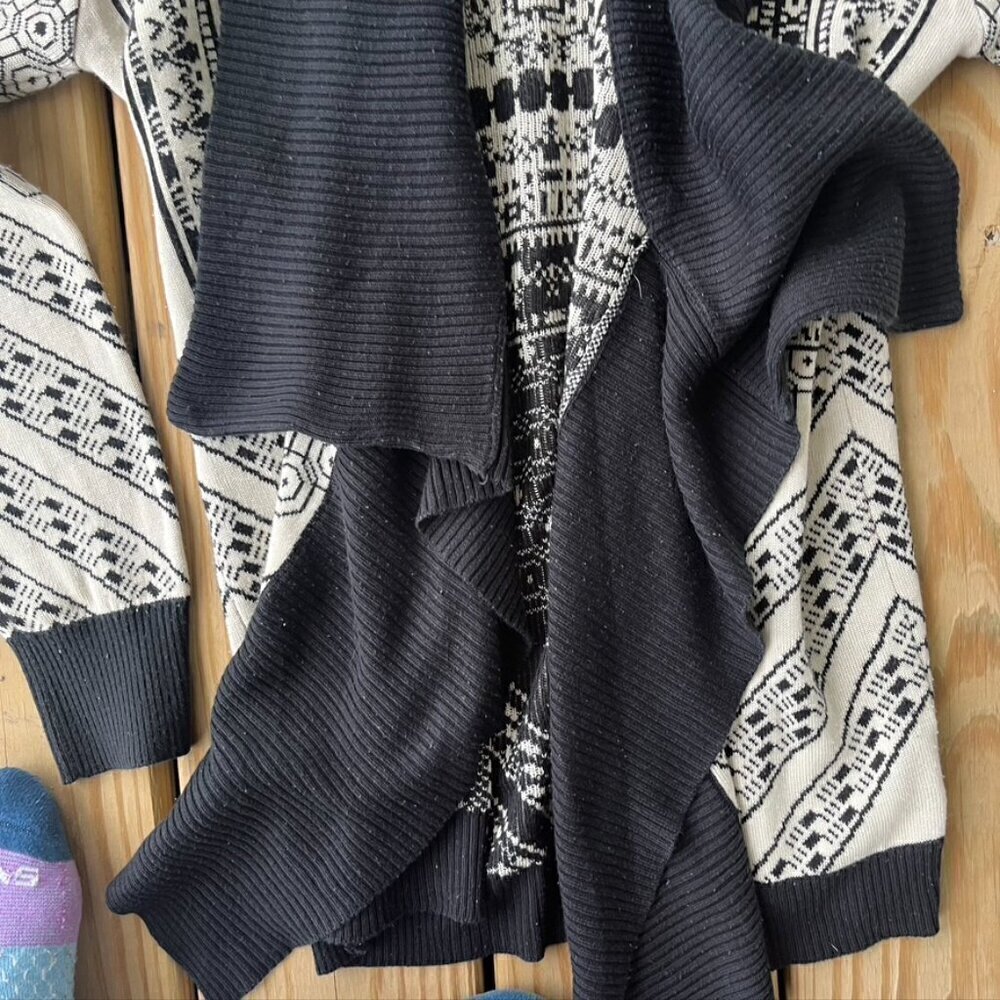 ** Anthropologie STARING AT STARS Black & Cream Geometric Cardigan Size S - Picture 8 of 10